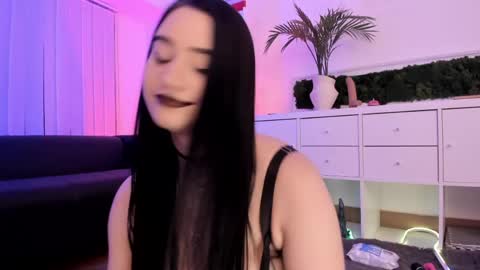 Mary online show from 05-20-26, 06:41