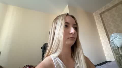 Snapshot of mary_rage chatting on 06-29-26, 01:55 mary_rage online show from 06-29-26, 01:55