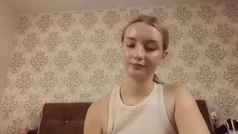 Snapshot of mary_rage chatting on 07-03-26, 12:33 mary_rage online show from 07-03-26, 12:33