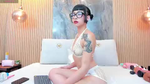  MARY  online show from 07-10-26, 10:40