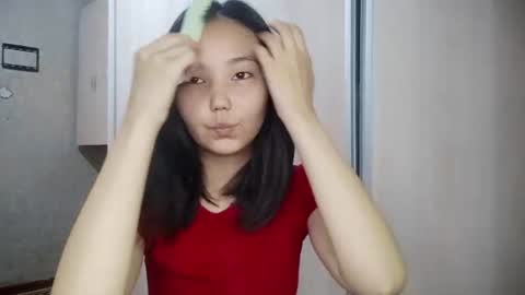 Lily online show from 07-08-26, 12:09