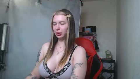 maryh0tlove online show from 05-13-26, 09:39