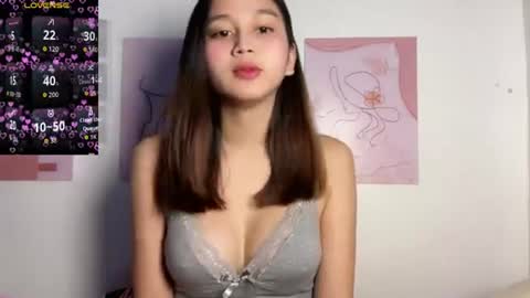 Snapshot of marylovely_19 chatting on 06-20-26, 10:51 marylovely_19 online show from 06-20-26, 10:51