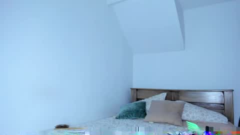 Snapshot of marywhitee__ chatting on 05-09-26, 05:18 Mary online show from 05-09-26, 05:18