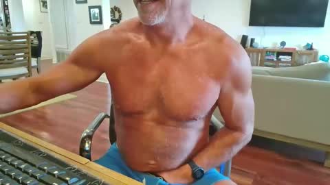 mascmuscle49 online show from 04-07-26, 07:03
