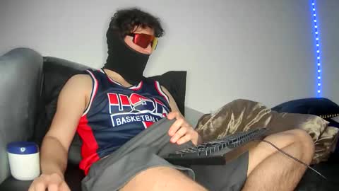 Snapshot of maskd_fckr chatting on 04-08-26, 02:22 maskd_fckr online show from 04-08-26, 02:22