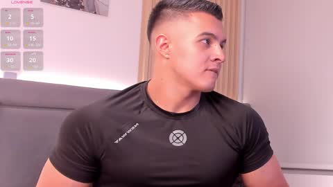 Mason Bennet online show from 04-11-26, 12:15