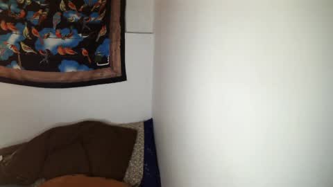 Snapshot of masquerade_girl4 chatting on 04-15-26, 07:37 masquerade girl4 online show from 04-15-26, 07:37