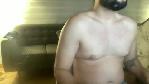 Snapshot of massimolee chatting on 07-26-26, 04:09 massimolee online show from 07-26-26, 04:09