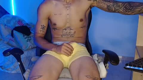 master_black777 online show from 10-21-25, 04:41