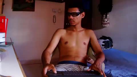 Snapshot of master_cospi96 chatting on 06-10-26, 06:18 Master Cospi online show from 06-10-26, 06:18