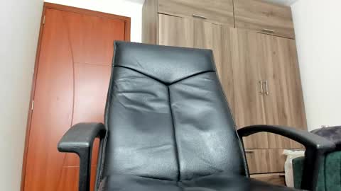 steven  online show from 11-14-25, 05:11