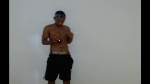Snapshot of masters_latins chatting on 07-11-26, 01:14 masters_latins online show from 07-11-26, 01:14