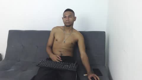 Snapshot of masters_latins chatting on 07-14-26, 02:23 masters_latins online show from 07-14-26, 02:23