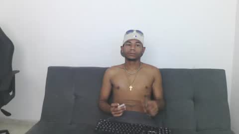 Snapshot of masters_latins chatting on 07-20-26, 03:14 masters_latins online show from 07-20-26, 03:14