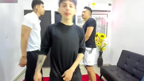 Team Cris Darwin- Fernando- Stiven- David online show from 03-22-26, 11:35