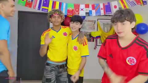 Team Cris Darwin- Fernando- Stiven- David online show from 06-27-26, 11:26