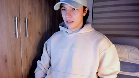 mastrangelo_x online show from 05-19-26, 03:24