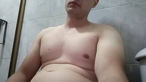 Snapshot of mateo2803 chatting on 03-14-26, 06:08 mateo2803 online show from 03-14-26, 06:08