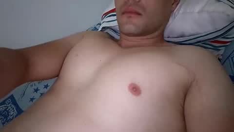 Snapshot of mateo2803 chatting on 03-23-26, 05:00 mateo2803 online show from 03-23-26, 05:00