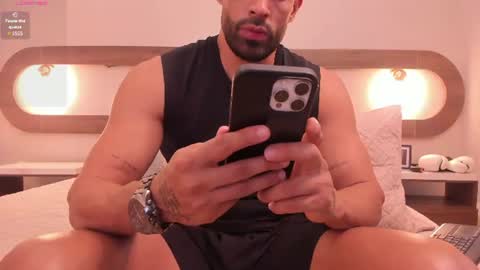 Snapshot of mateo_ospinaa chatting on 07-14-26, 07:19 Mateo online show from 07-14-26, 07:19