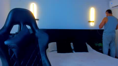 Mathew Flintt  online show from 06-23-26, 02:31