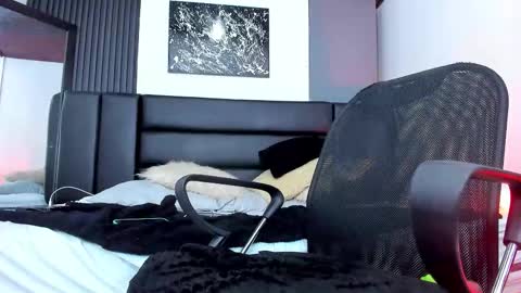 mathewboy2 online show from 03-18-26, 02:53