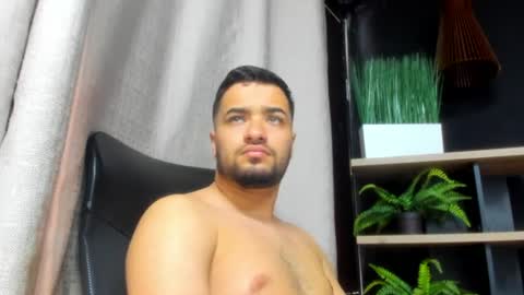 Snapshot of mathews_colton1 chatting on 07-06-26, 04:09 Mathews online show from 07-06-26, 04:09