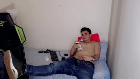 MATHIAS online show from 04-01-26, 03:51