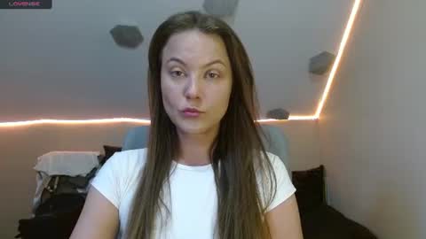 Snapshot of mati1da chatting on 07-11-26, 05:26 Matild online show from 07-11-26, 05:26