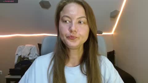 Snapshot of mati1da chatting on 07-25-26, 07:55 Matild online show from 07-25-26, 07:55