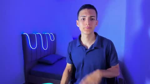 Snapshot of matiius18 chatting on 06-28-26, 02:34 Matias online show from 06-28-26, 02:34