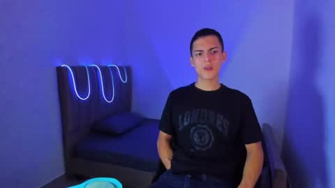 Snapshot of matiius18 chatting on 07-14-26, 02:45 Matias online show from 07-14-26, 02:45