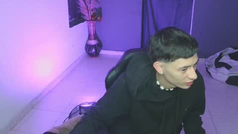 mattias     online show from 01-31-25, 03:52