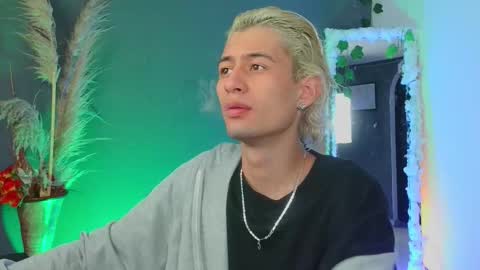 mattias     online show from 10-02-25, 02:29