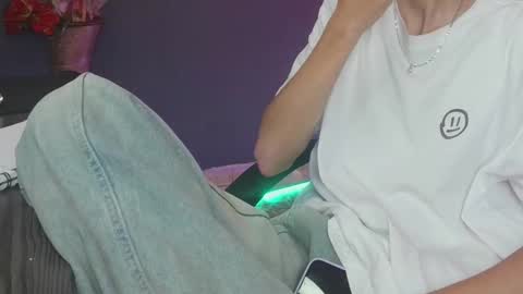 mattias     online show from 11-08-25, 11:14