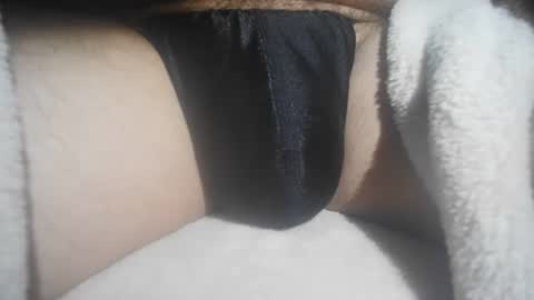 Snapshot of mattty13 chatting on 12-02-25, 04:24 Hairy Bud online show from 12-02-25, 04:24