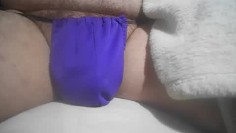 Snapshot of mattty13 chatting on 01-06-26, 05:27 Hairy Bud online show from 01-06-26, 05:27