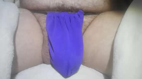 Snapshot of mattty13 chatting on 04-14-26, 03:29 Hairy Bud online show from 04-14-26, 03:29