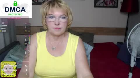 Snapshot of mature_blonde7 chatting on 06-16-26, 05:21 Lana online show from 06-16-26, 05:21