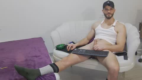 mauro_real_man online show from 02-09-26, 06:23