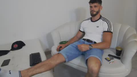 Snapshot of mauro_real_man chatting on 06-15-26, 07:16 mauro_real_man online show from 06-15-26, 07:16