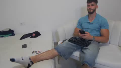 Snapshot of mauro_real_man chatting on 06-16-26, 07:05 mauro_real_man online show from 06-16-26, 07:05