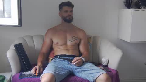 Snapshot of mauro_real_man chatting on 07-06-26, 10:01 mauro_real_man online show from 07-06-26, 10:01
