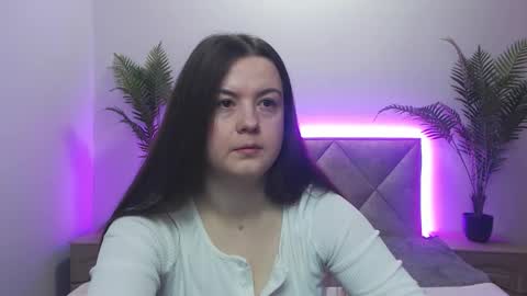 MavkaCute online show from 11-18-25, 07:07