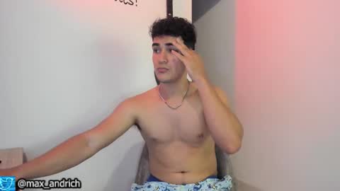 Max... online show from 11-11-25, 03:28