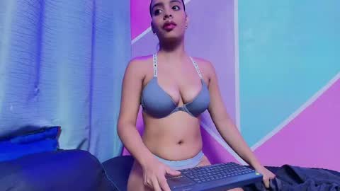 Snapshot of max_ashley_mds chatting on 04-16-26, 02:07 Max Ashley online show from 04-16-26, 02:07