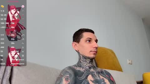 Snapshot of max_reaves chatting on 06-15-26, 04:58 online show from 06-15-26, 04:58