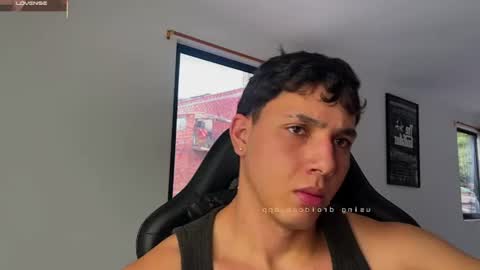 Snapshot of max_valiant1 chatting on 06-30-26, 05:14 max_valiant1 online show from 06-30-26, 05:14