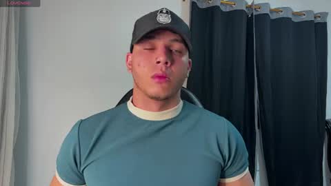 Snapshot of max_valiant1 chatting on 07-19-26, 01:53 max_valiant1 online show from 07-19-26, 01:53